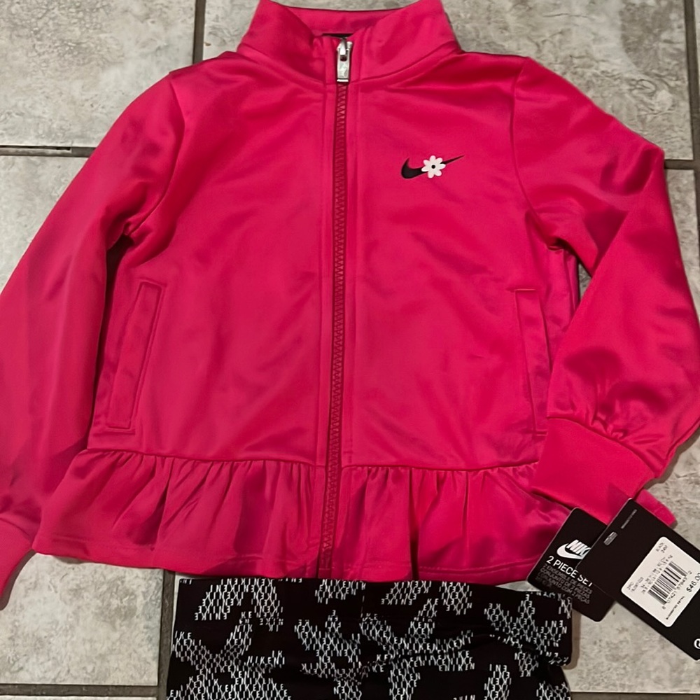 Nike Jogging Suit
